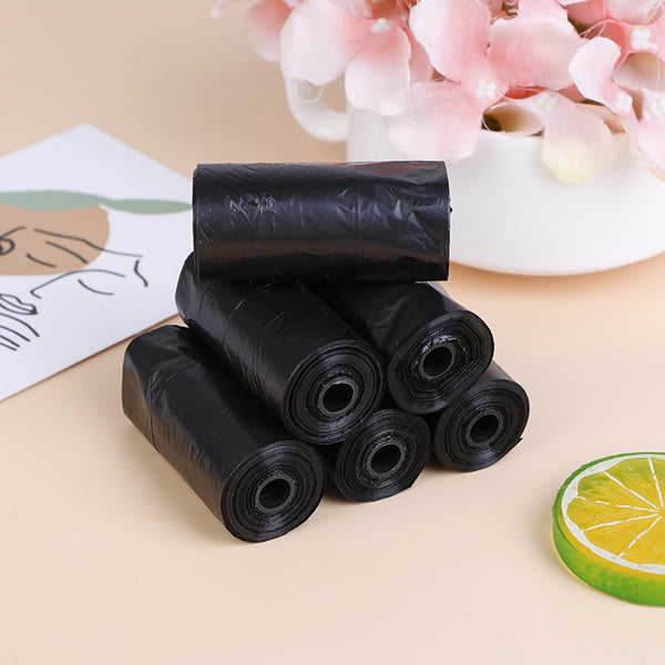 large black garbage bags, size 30 x 50 cm. large black garbage bags, size 30 x 50 cm.